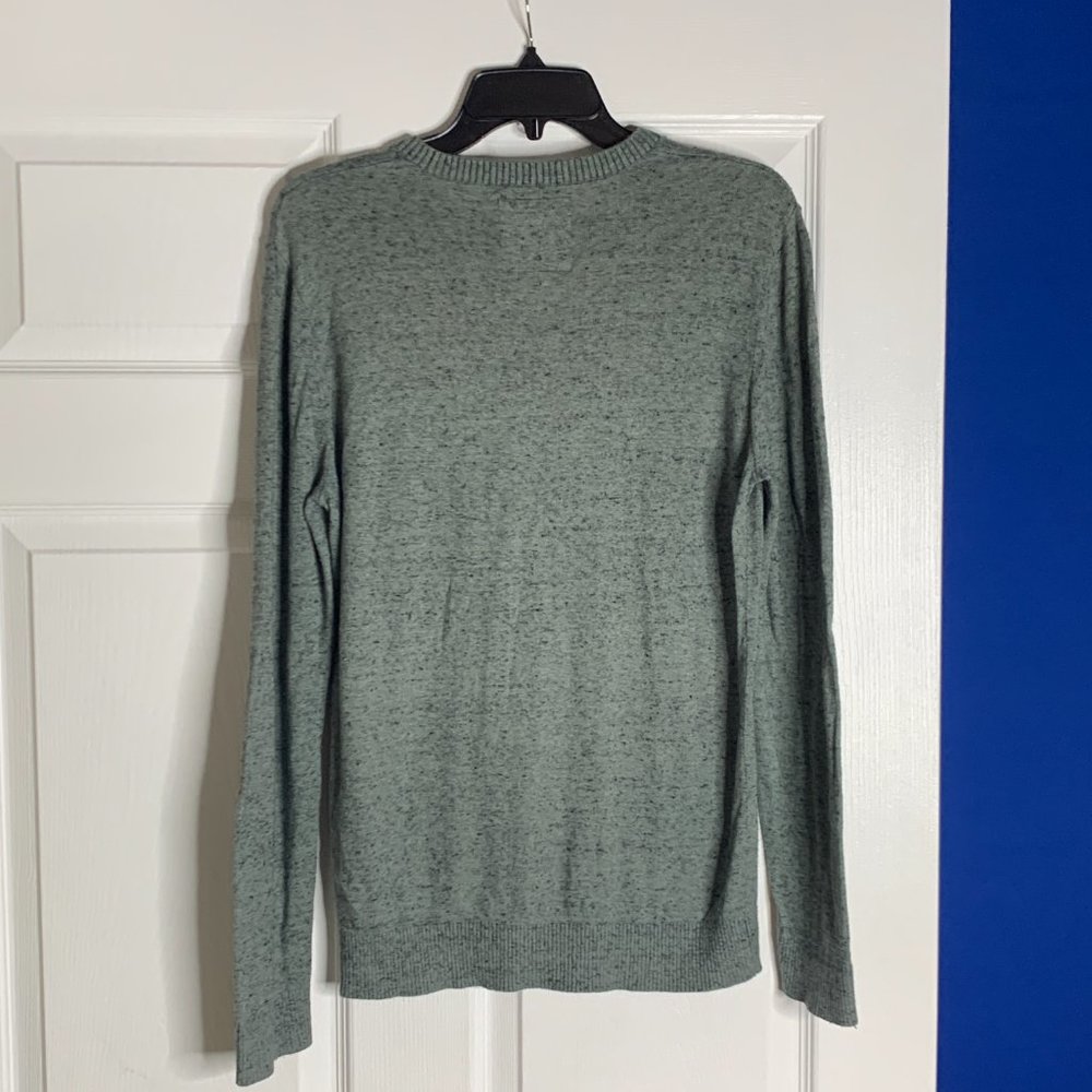 Hollister Crew Neck Super Soft Sweater - Size Small - Picture 4 of 4